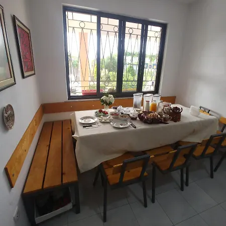 Garden بيت ضيافة 3*