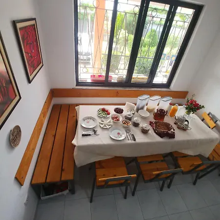 بيت ضيافة Garden