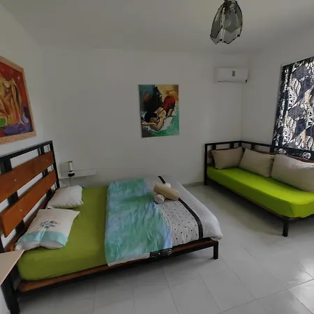 بيت ضيافة Garden