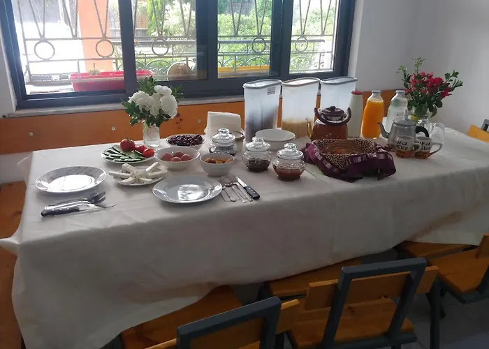 Garden 招待所 Shkodër